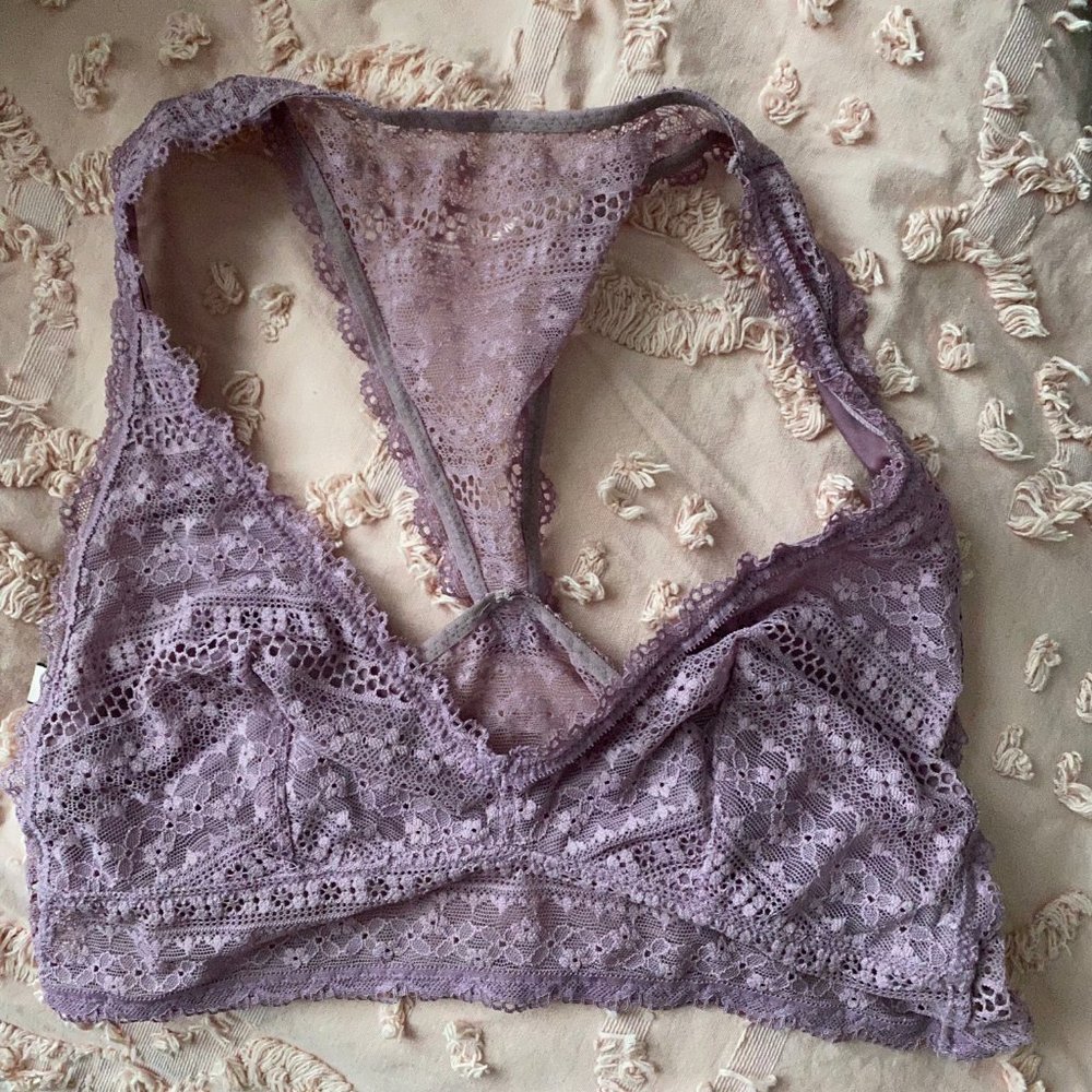 Victoria's Secret Lace Racerback Bralette - Picture 5 of 7